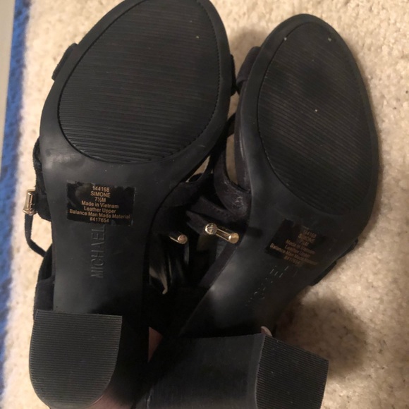 Comfortable Sandals - Picture 3 of 4